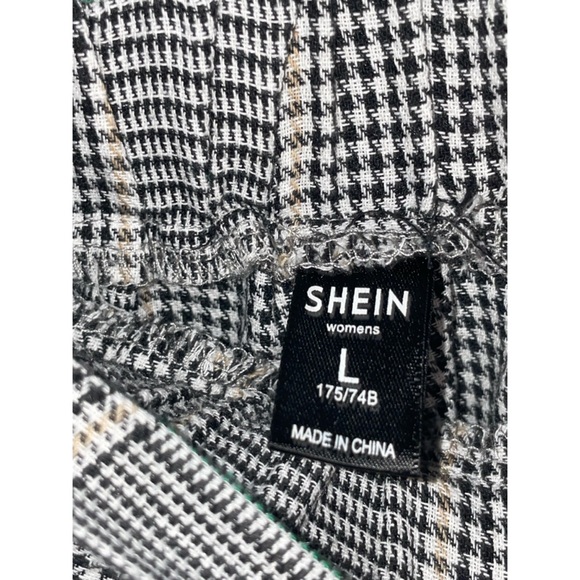 ~LAST CHANCE Donating May 20th Snaggletooth High Wasted Pants~ - Picture 4 of 4